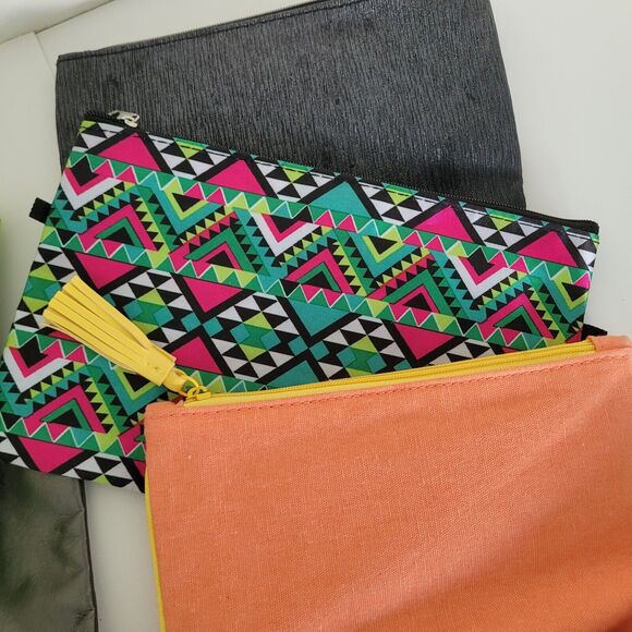 Ipsy Unbranded Cosmetic Pouches Wristlets Bags Wallets Lot Of 17 Bundle Small - Picture 7 of 7